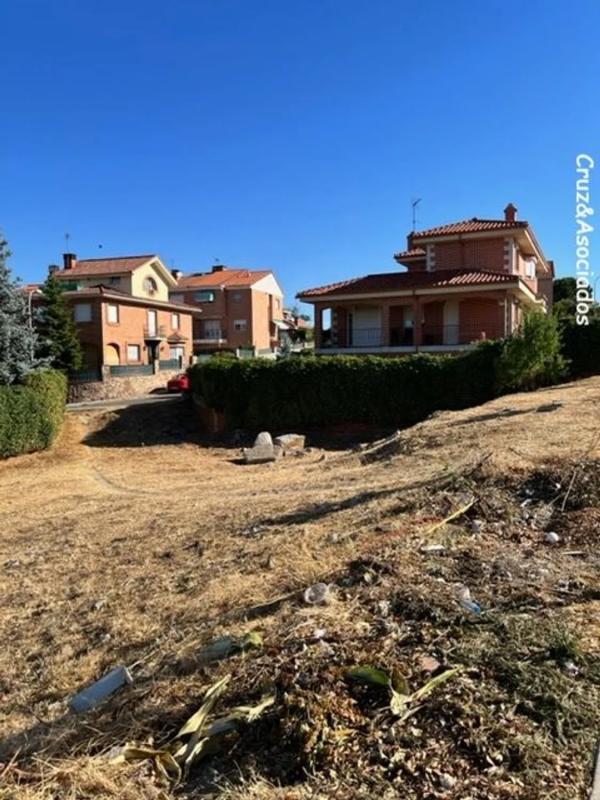 Terreno en venta en Colmenar Viejo, Madrid photo 3