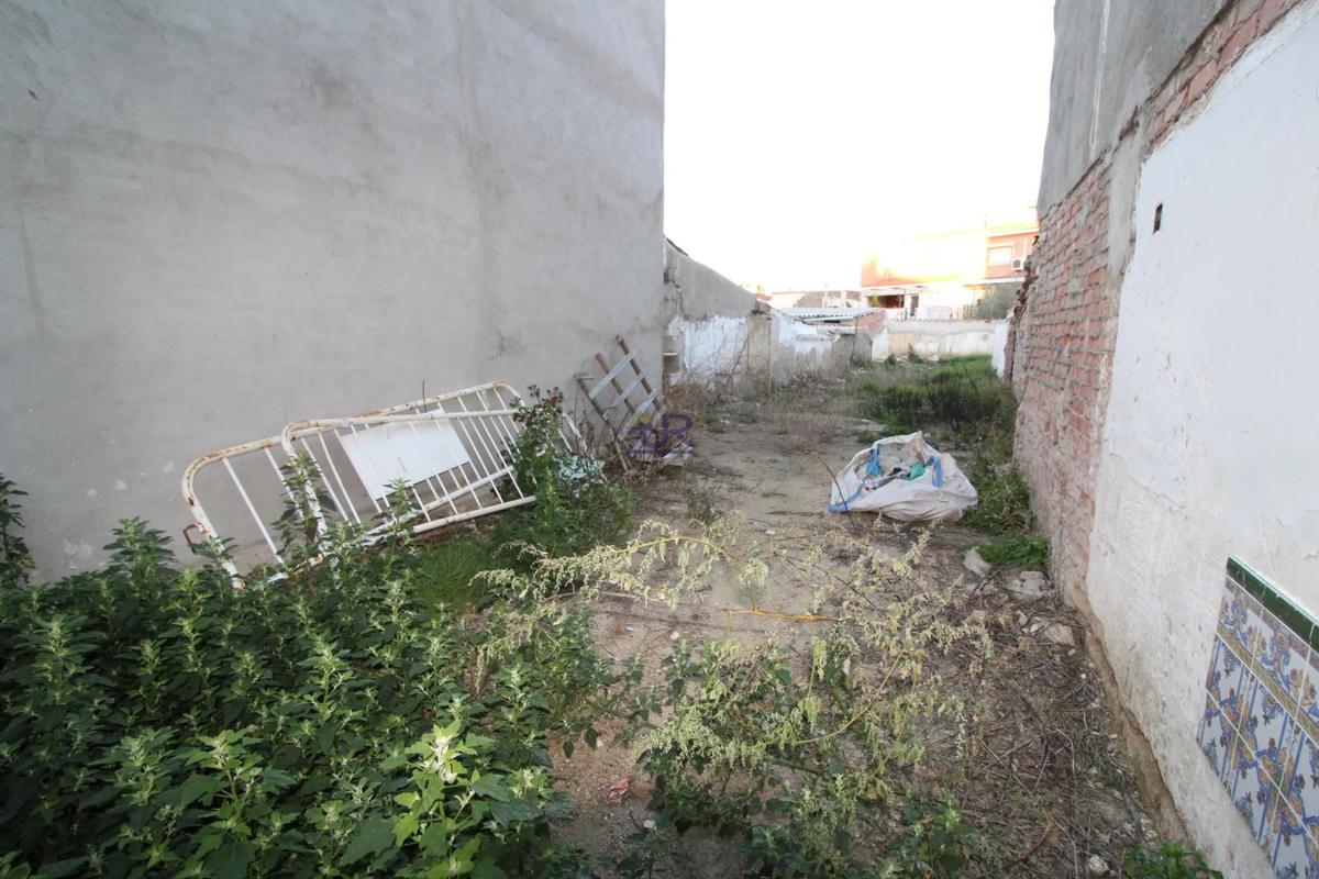Land for sale in Paracuellos de Jarama, Madrid photo 1