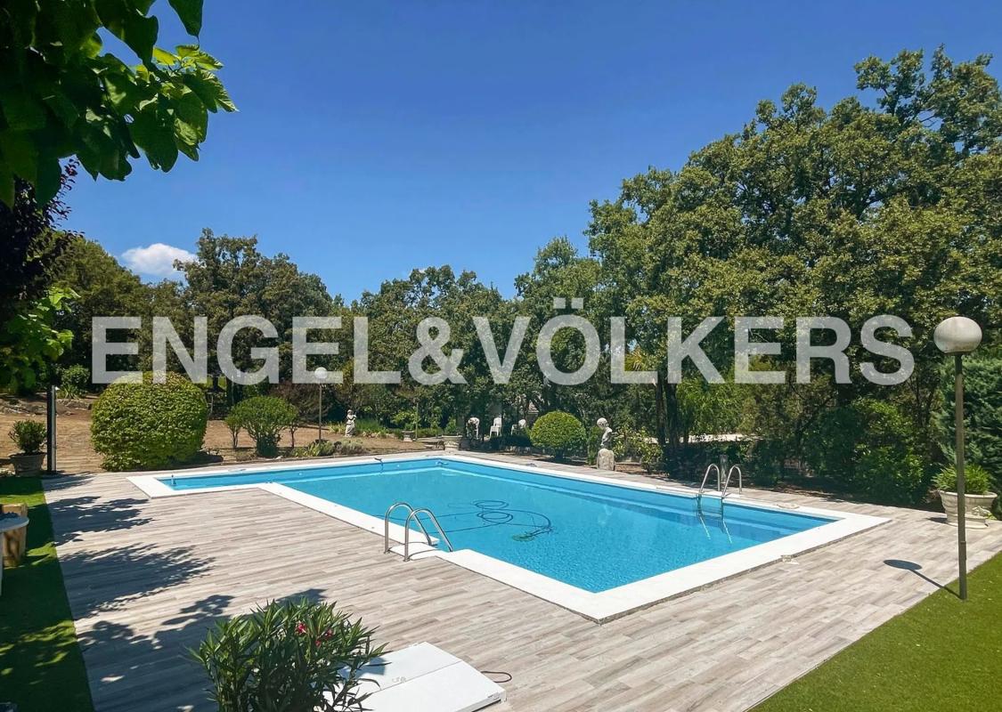 Terreno en venta en Guadalix de la Sierra, Madrid photo 1