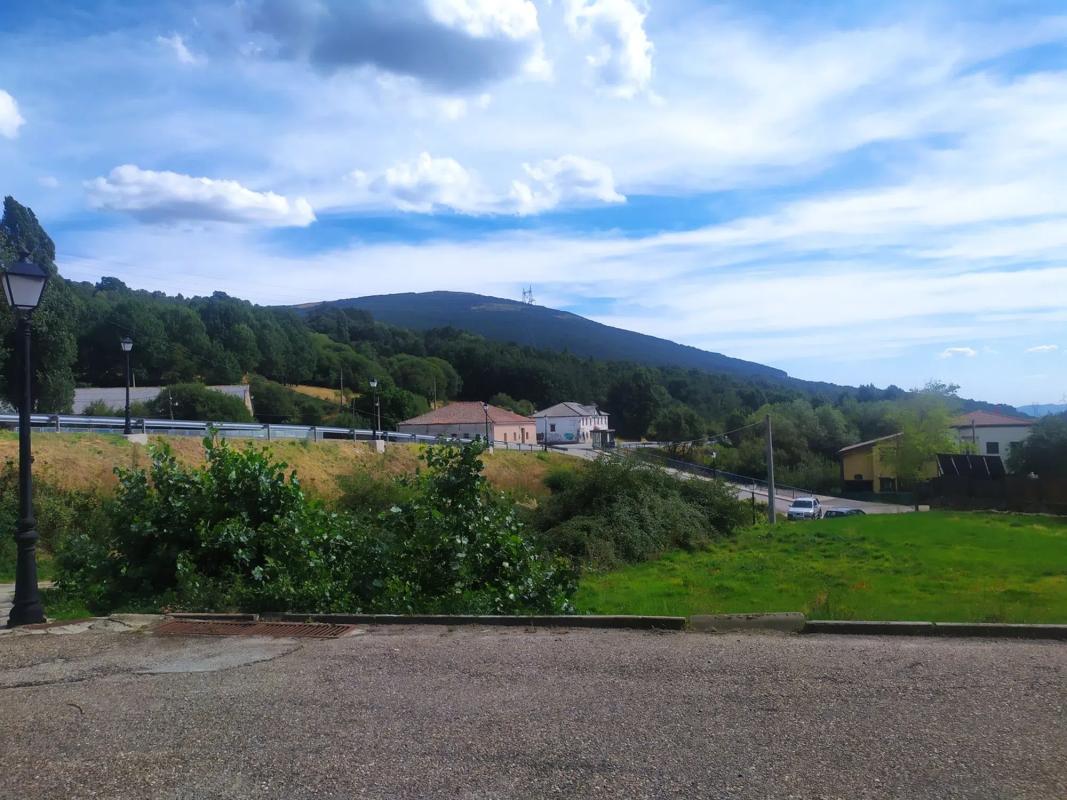 Terreno en venta en Somosierra, Madrid photo 1
