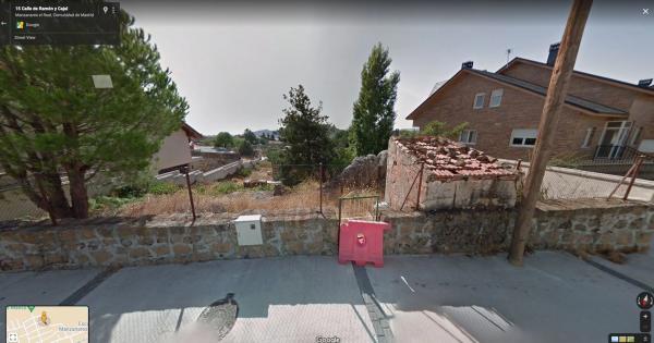 Terreno en calle de Juan de la Cierva, 11 thumbnail 1