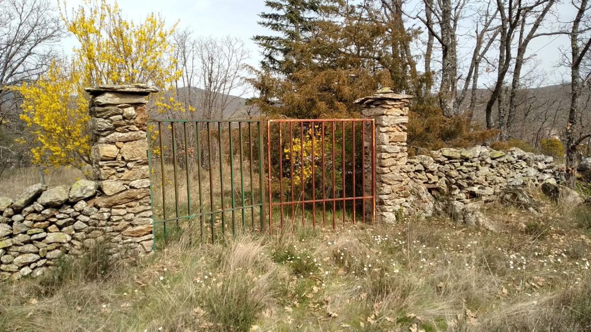 Участок земли на продажу в Оркахо-де-ла-Сьерра, Мадрид photo 3