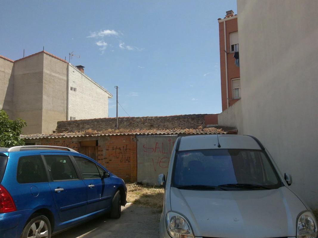 Terreno en venta en Guadalix de la Sierra, Madrid photo 1