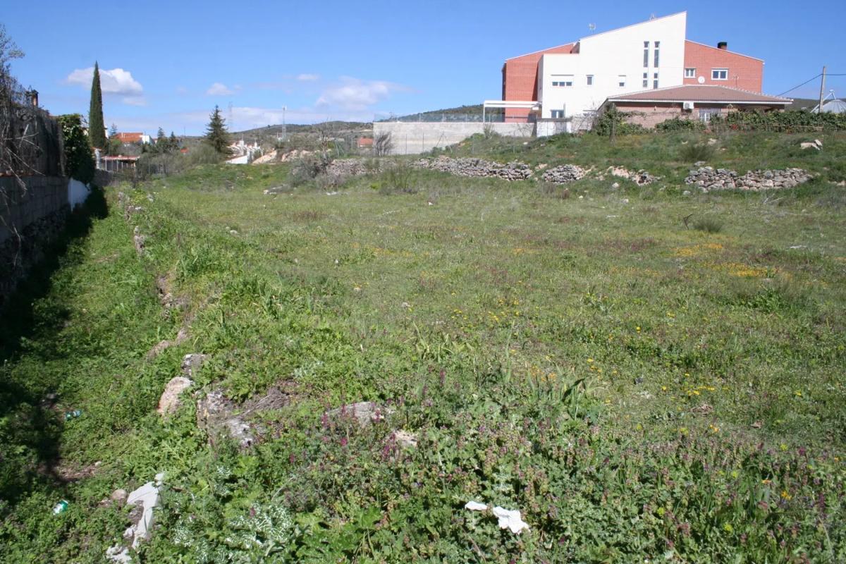 Terreno en venta en Torrelaguna, Madrid photo 5