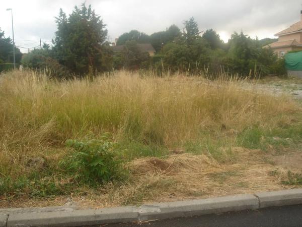 Terreno en avenida de la Ponderosa s/n photo 3