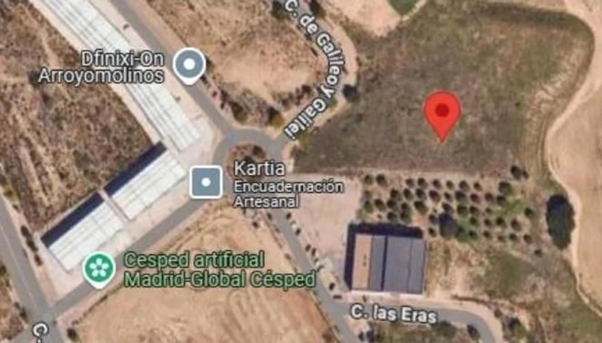 Land for sale in Arroyomolinos, Madrid photo 1