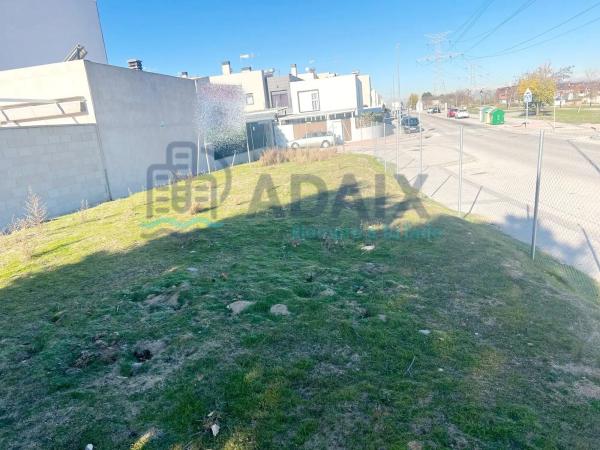 Terreno en calle de Zurbarán photo 1