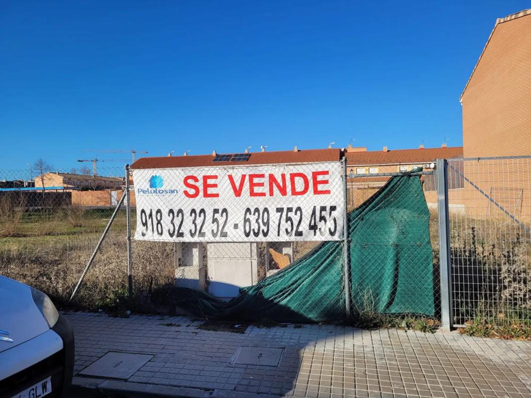 Land for sale in Casarrubuelos, Madrid photo 2