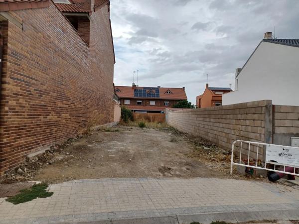 Terreno en calle Paraguay, 20 thumbnail 2