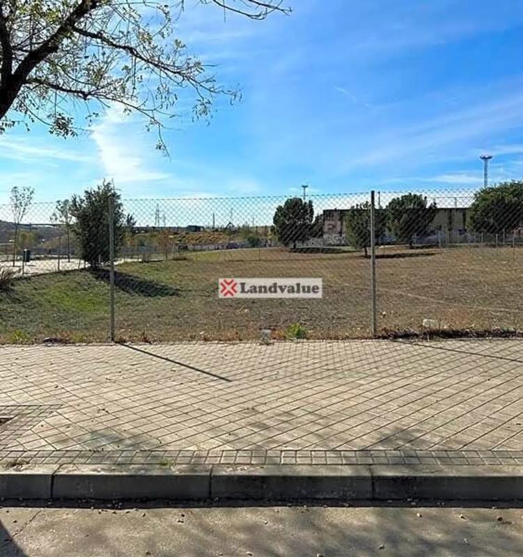 Terreno en venta en Ciempozuelos, Madrid photo 4