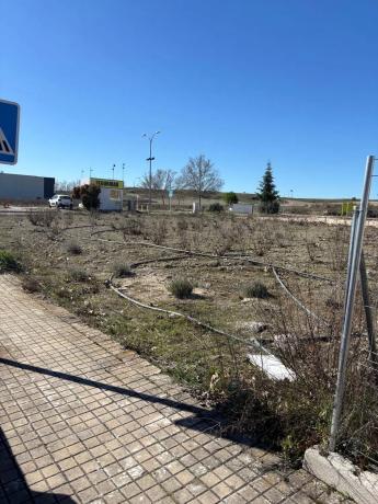 Terreno en calle de las Moreras thumbnail 1
