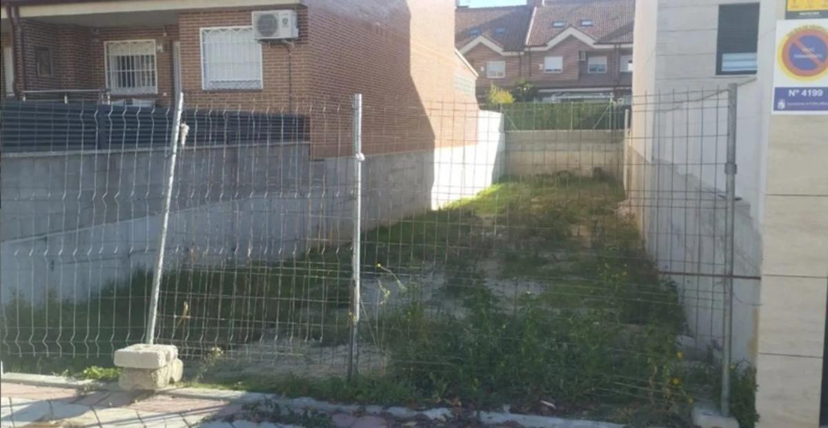 Участок земли на продажу в Фуэнлабрада, Мадрид photo 1