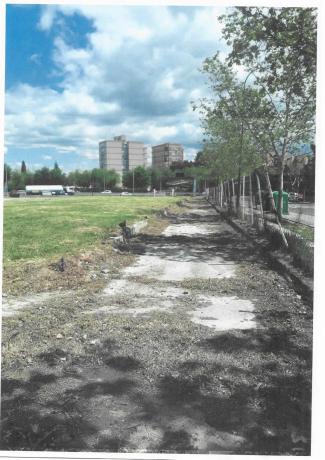 Terreno en La Alhóndiga photo 1