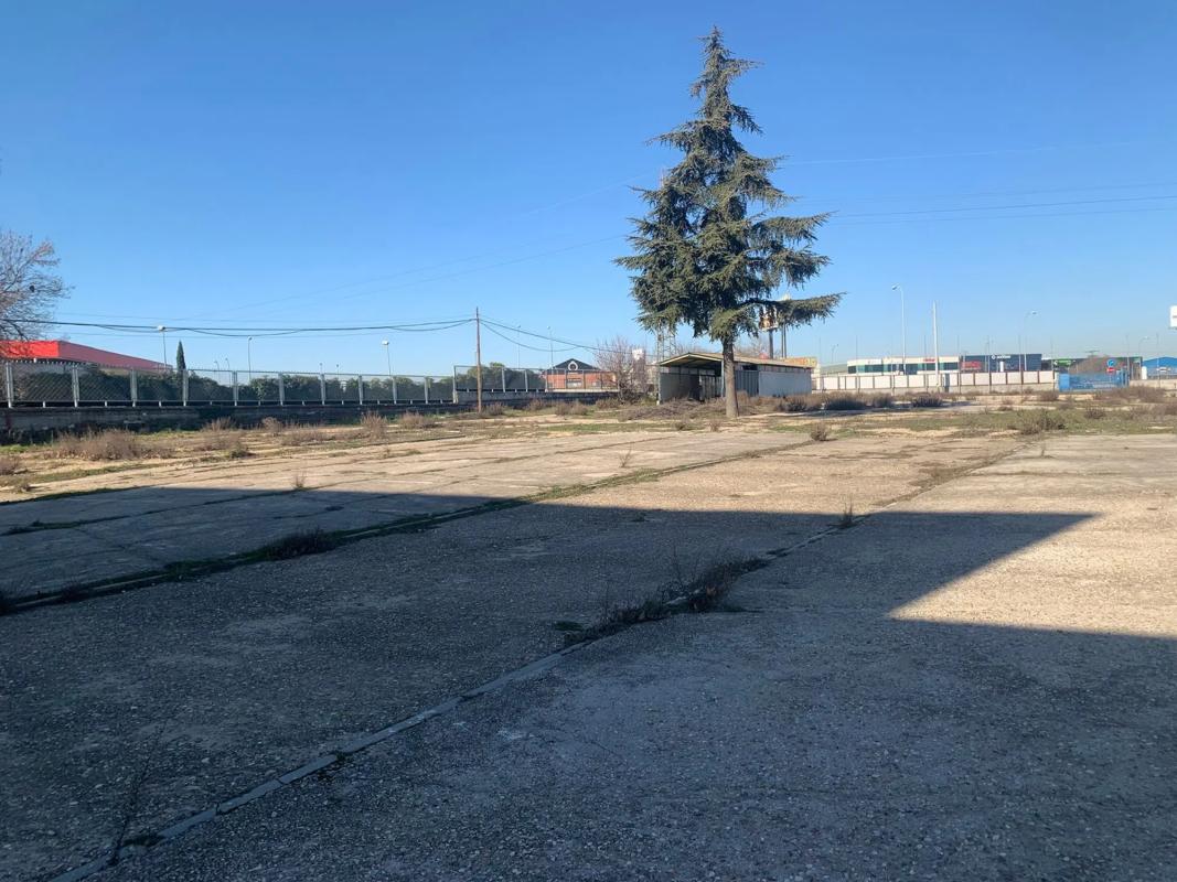 Terreno en venta en Getafe, Madrid photo 1