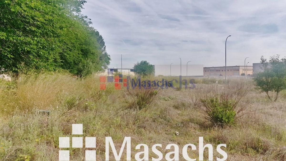 Terreno en venta en Getafe, Madrid photo 1