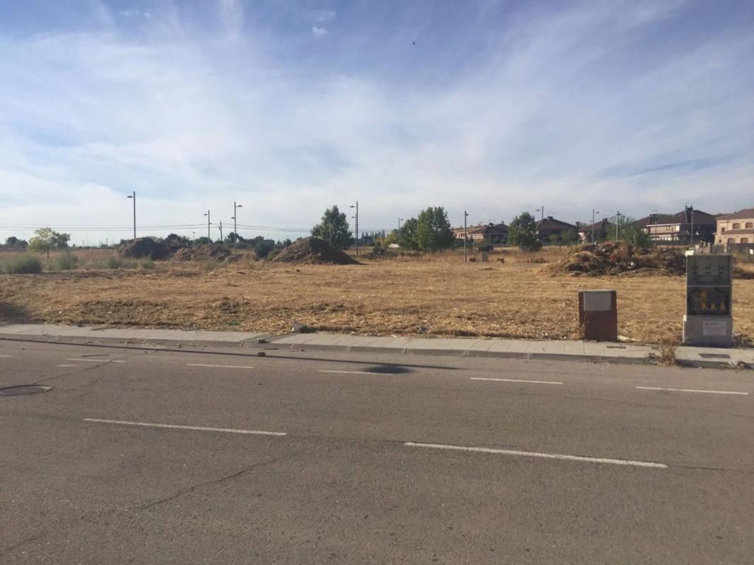 Terreno en venta en Griñón, Madrid photo 3