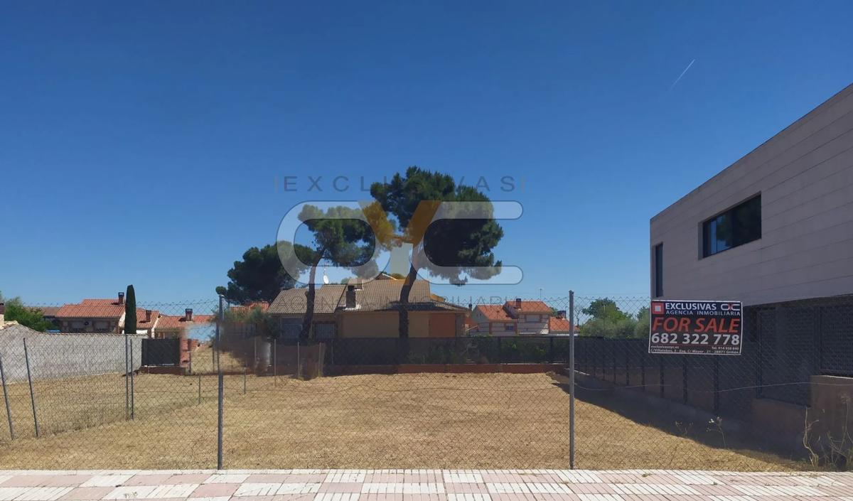 Land for sale in Griñón, Madrid photo 2