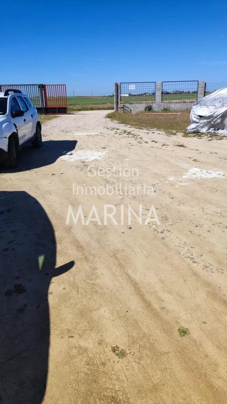Terreno en venta en Humanes de Madrid, Madrid photo 2