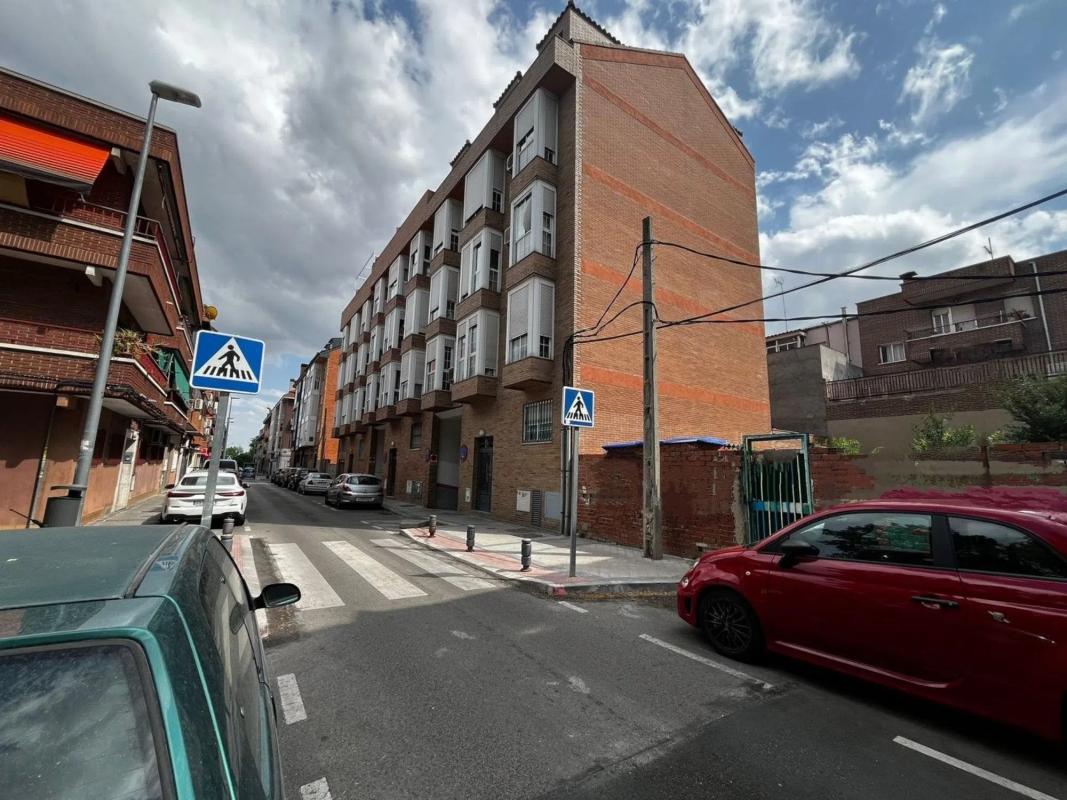 Terreno en venta en Leganés, Madrid photo 1