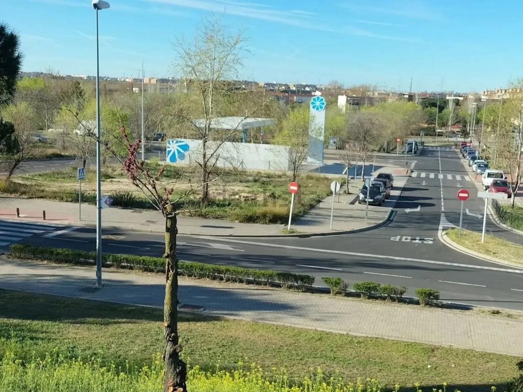 Działka na sprzedaż w Leganés, Madryt photo 3
