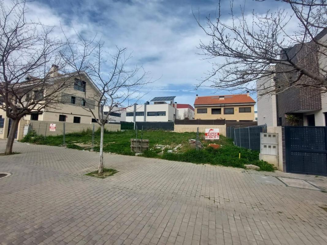 Działka na sprzedaż w Leganés, Madryt photo 4
