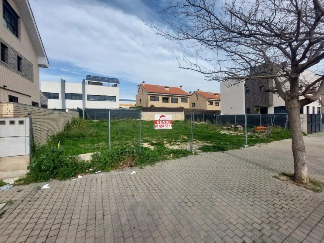 Działka na sprzedaż w Leganés, Madryt photo 5