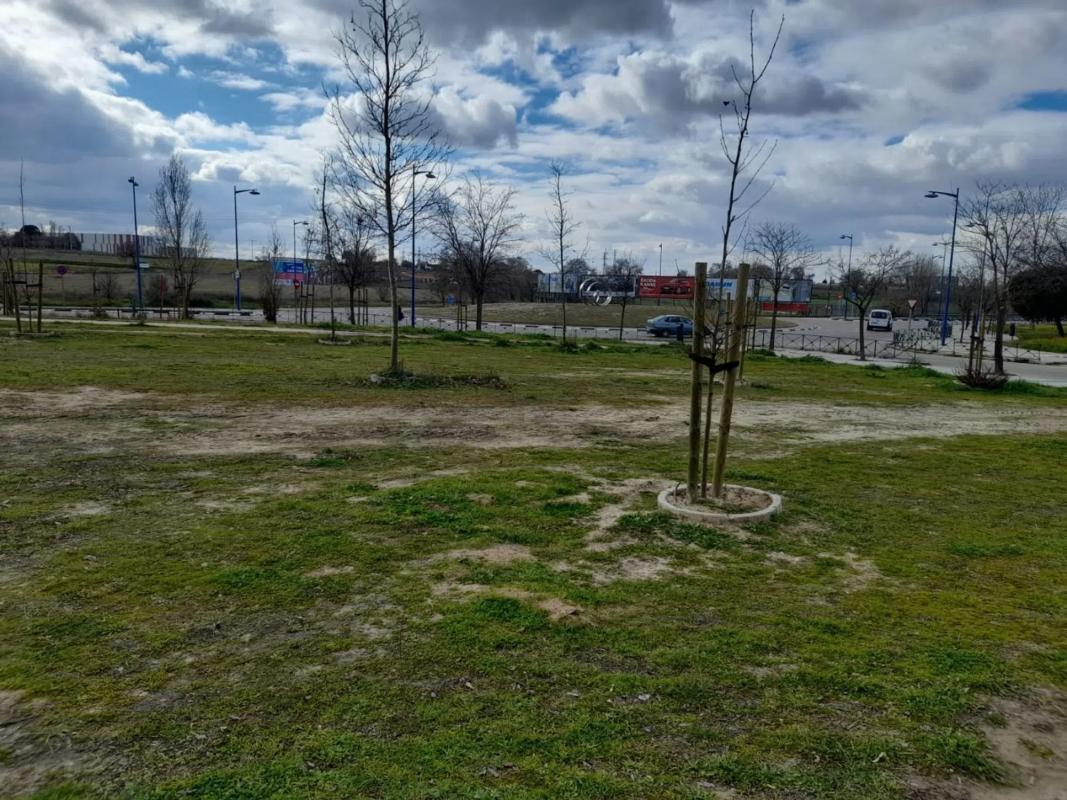 Działka na sprzedaż w Leganés, Madryt photo 4