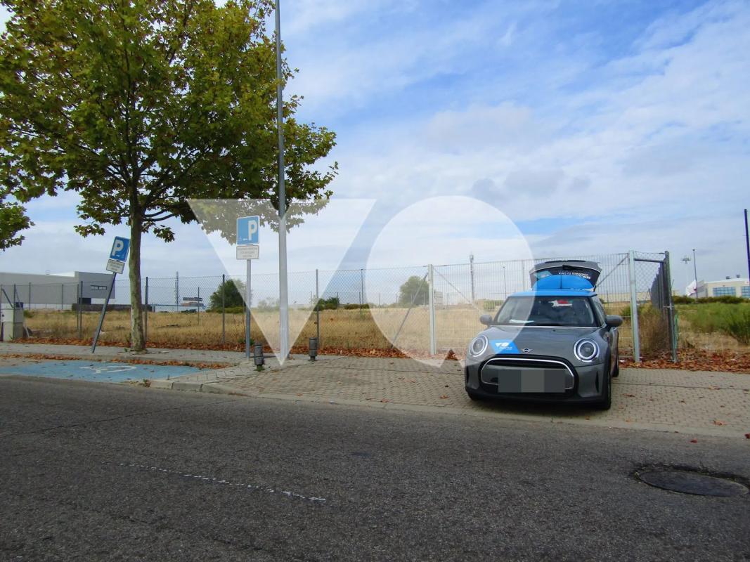 Terreno en venta en Leganés, Madrid photo 2