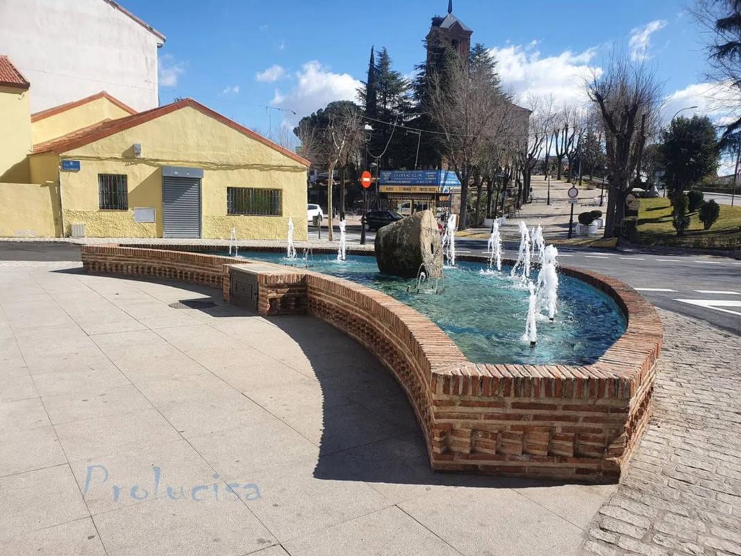 Terreno en venta en Moraleja de Enmedio, Madrid photo 1