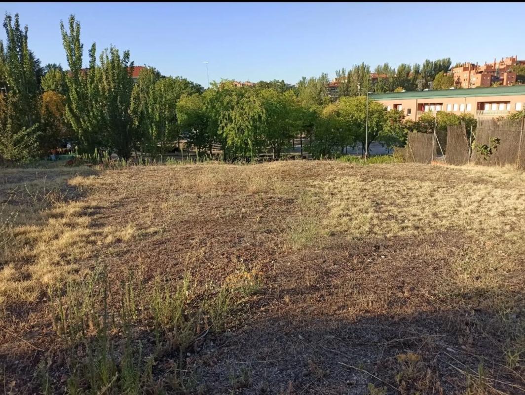 Terreno en venta en Móstoles, Madrid photo 2