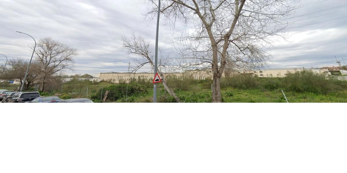 Terreno en venta en Móstoles, Madrid photo 1