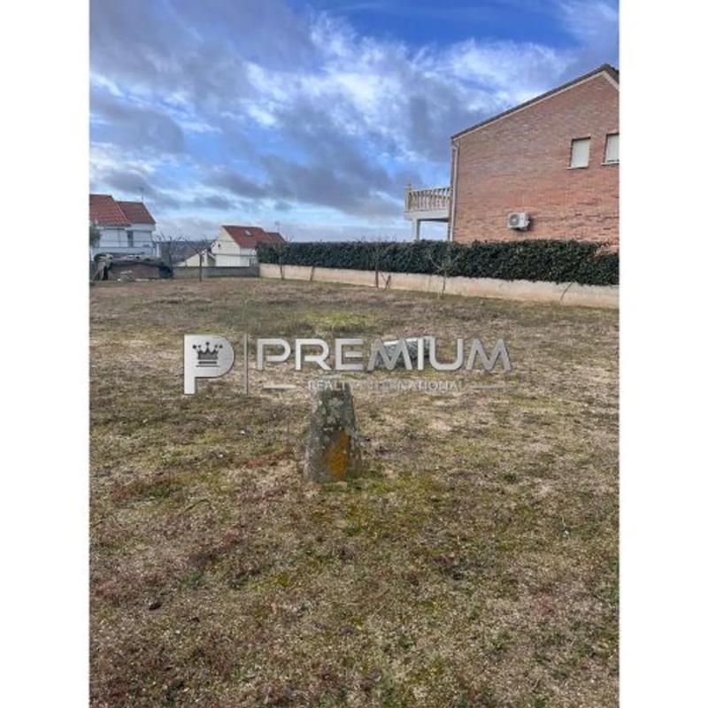 Terreno en venta en Móstoles, Madrid photo 3