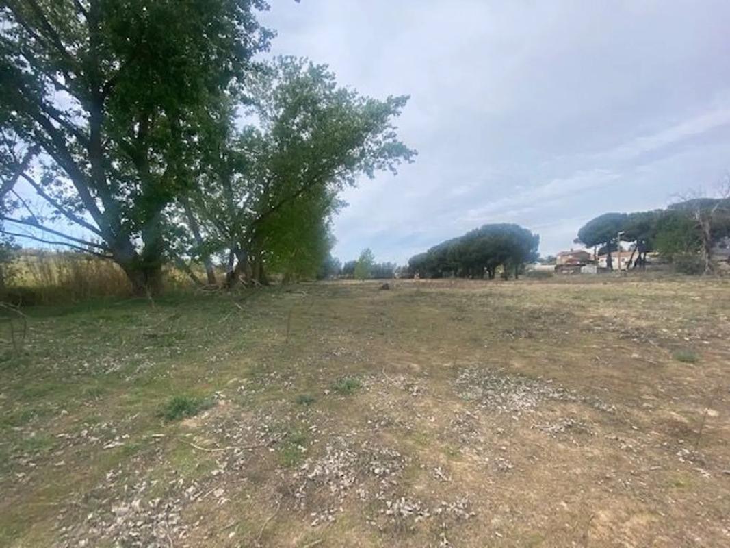 Terreno en venta en Móstoles, Madrid photo 1