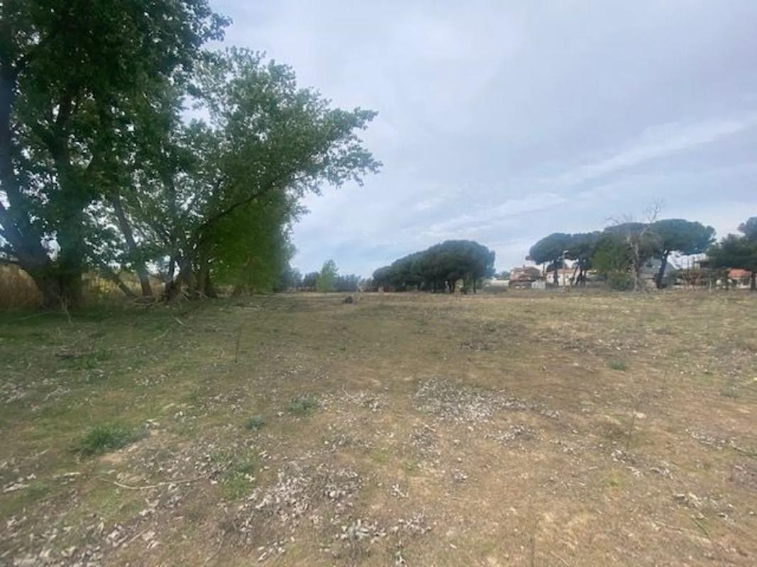 Terreno en venta en Móstoles, Madrid photo 2