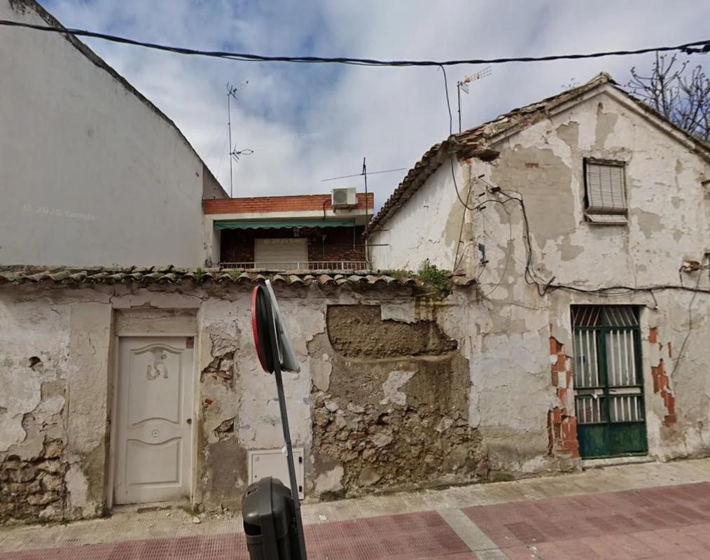 Terreno en venta en Parla, Madrid photo 1