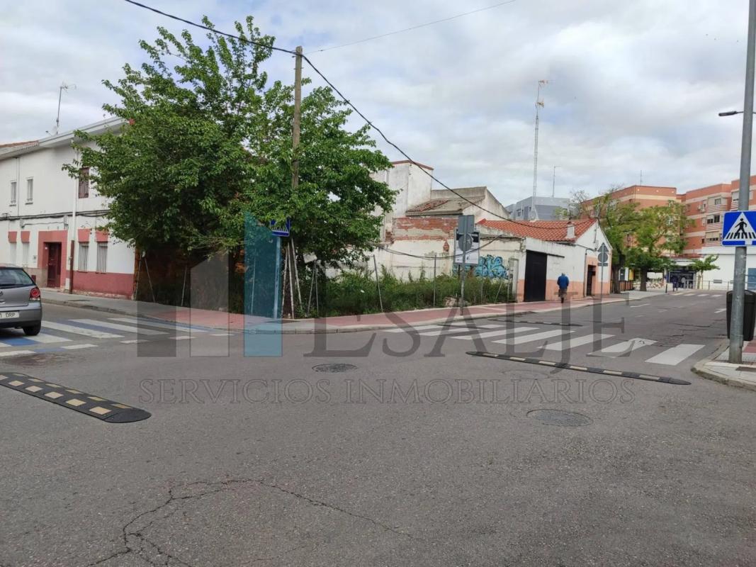 Terreno en venta en Parla, Madrid photo 2