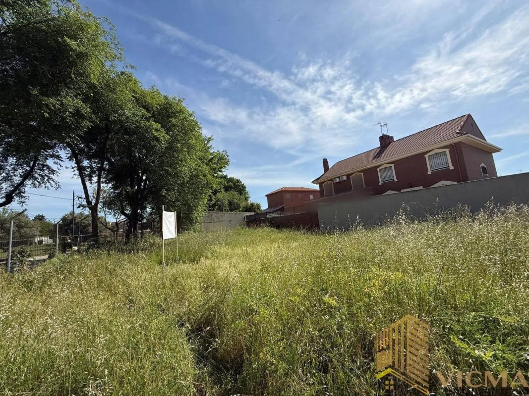 Terreno en venta en Parla, Madrid photo 4