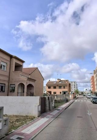 Terreno en calle Mariano Benlliure photo 1