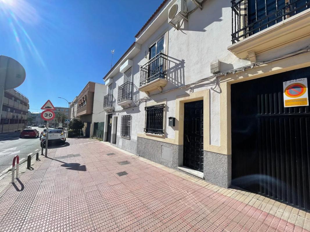 Terreno en venta en Parla, Madrid photo 3