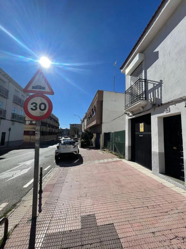Terreno en venta en Parla, Madrid photo 4