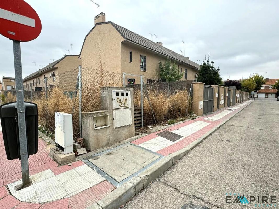 Terreno en venta en Parla, Madrid photo 5