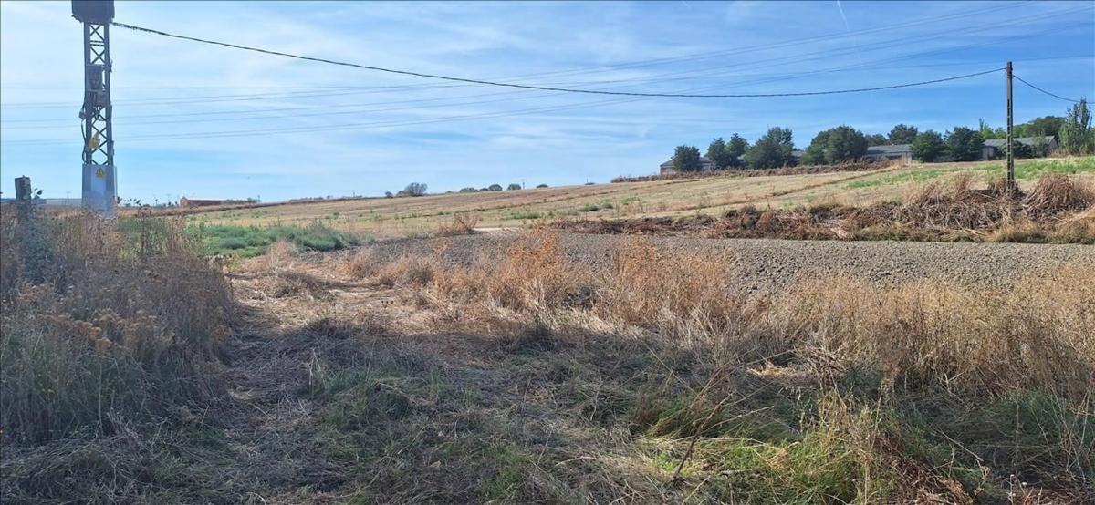 Terreno en venta en Torrejón de Velasco, Madrid photo 3