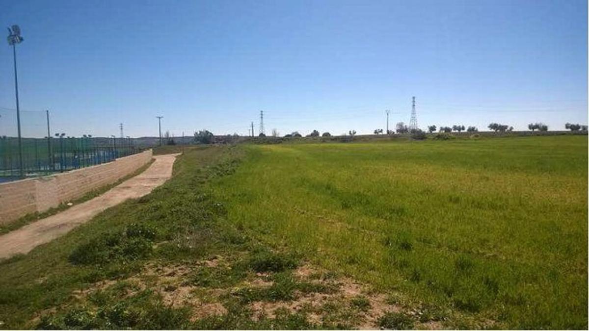 Terreno en venta en Torrejón de Velasco, Madrid photo 4