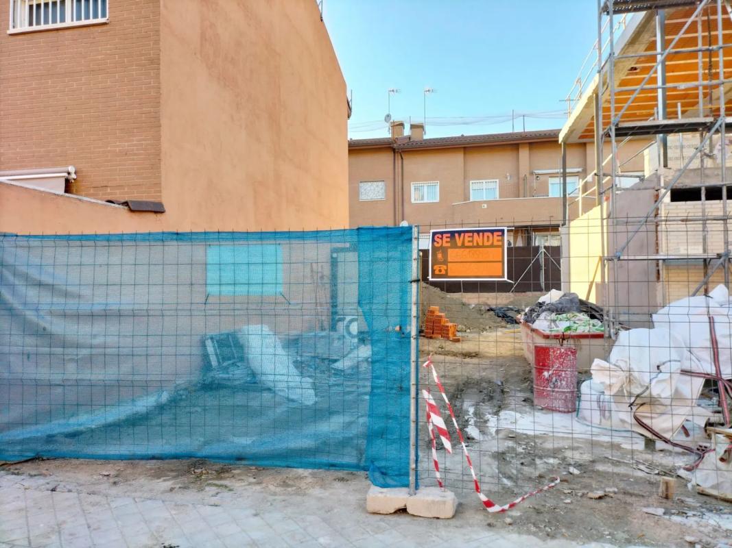 Terreno en venta en Valdemoro, Madrid photo 1