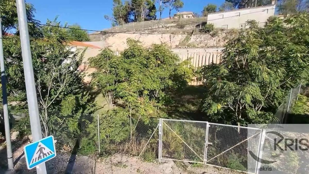 Terreno en venta en Valdelaguna, Madrid photo 4