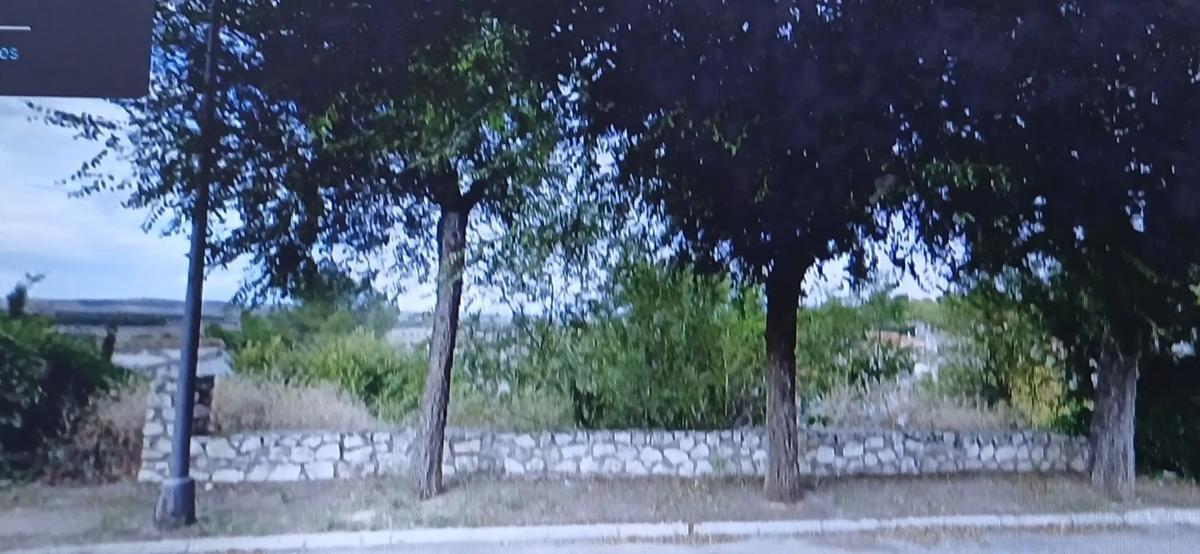 Terreno en venta en Chinchón, Madrid photo 1