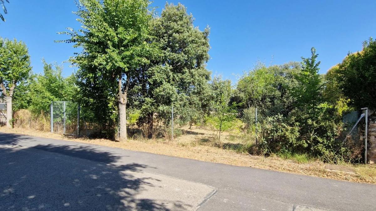 Terreno en venta en Eurovillas, Madrid photo 4