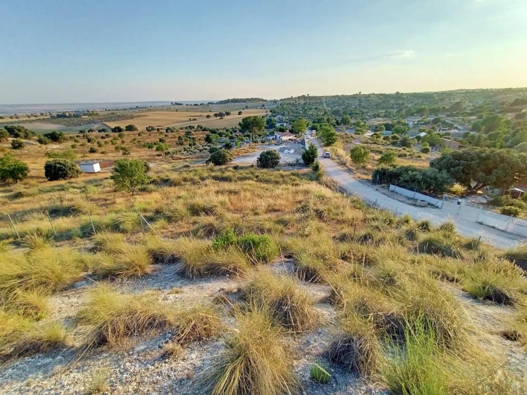 Terreno en venta en Villarejo de Salvanés, Madrid photo 4