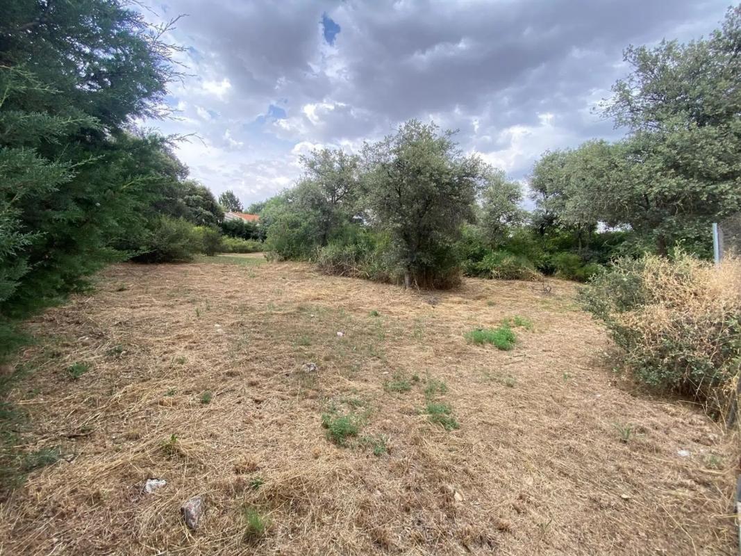 Terreno en venta en Eurovillas, Madrid photo 2