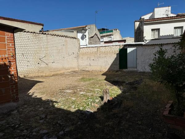 Terreno en calle Sol photo 1